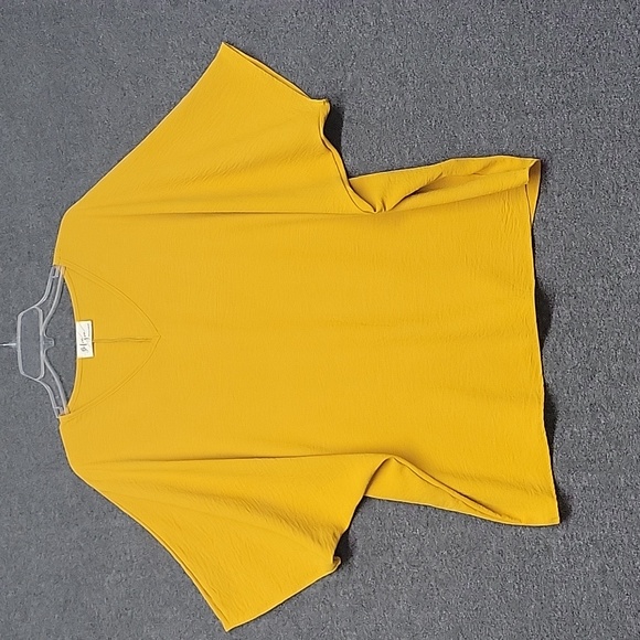 Womens Pullover Top "Before You" Mustard Yellow Size L Batwing Sleeve - Picture 1 of 10